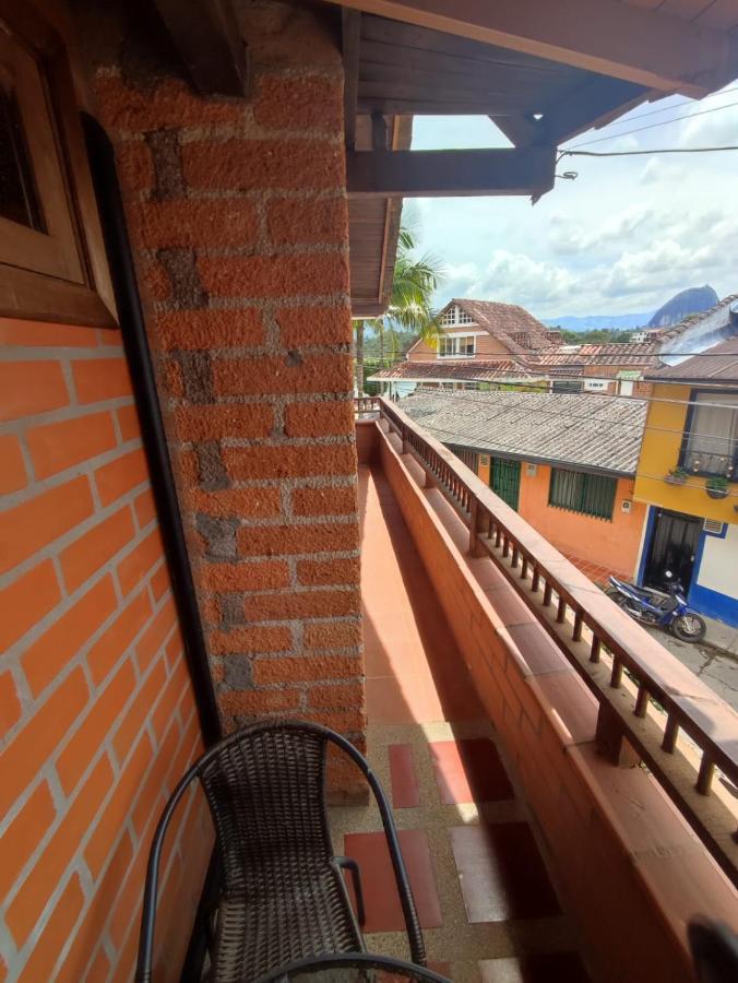 Hotel Le Chateau Guatapé Kültér fotó