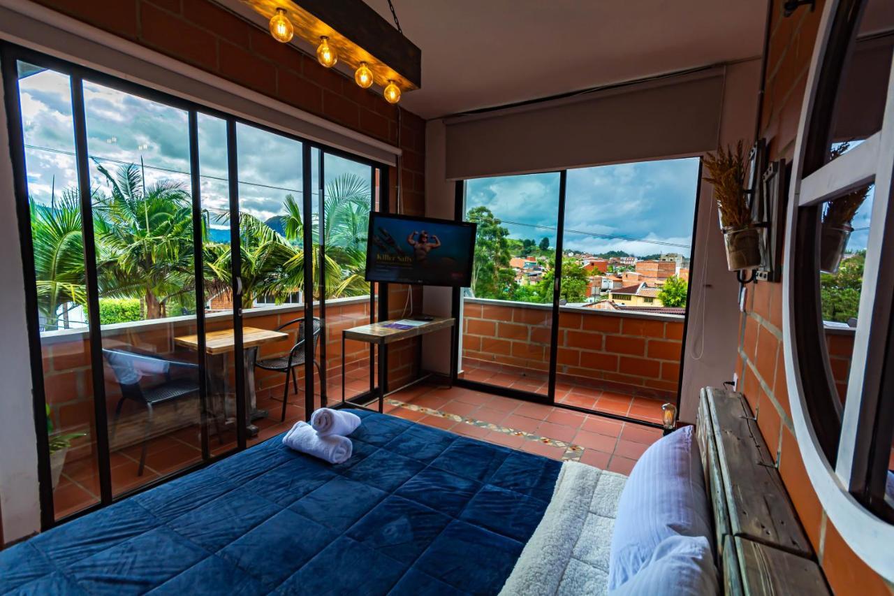 Hotel Le Chateau Guatapé Kültér fotó