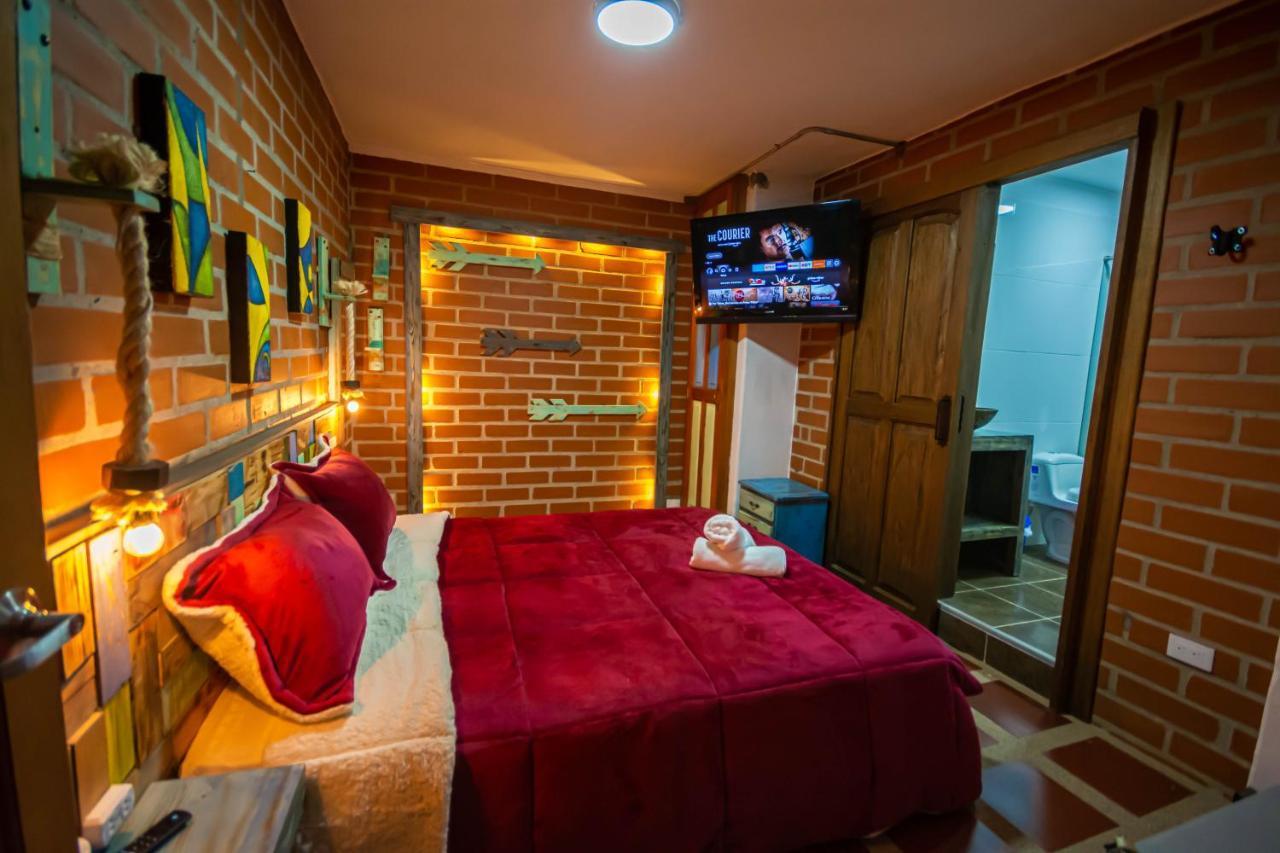 Hotel Le Chateau Guatapé Kültér fotó