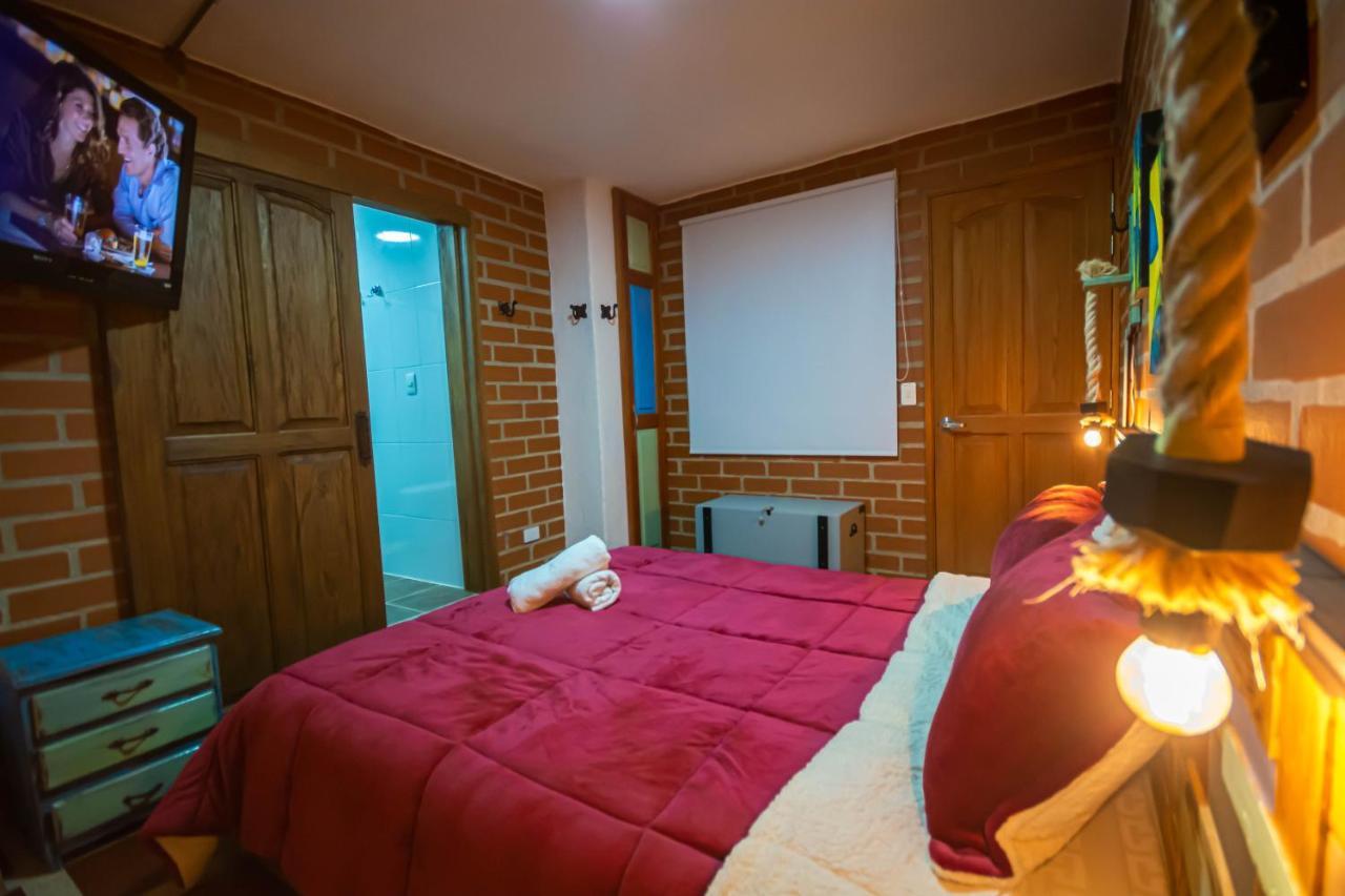 Hotel Le Chateau Guatapé Kültér fotó