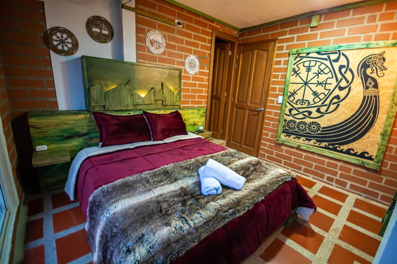 Hotel Le Chateau Guatapé Kültér fotó