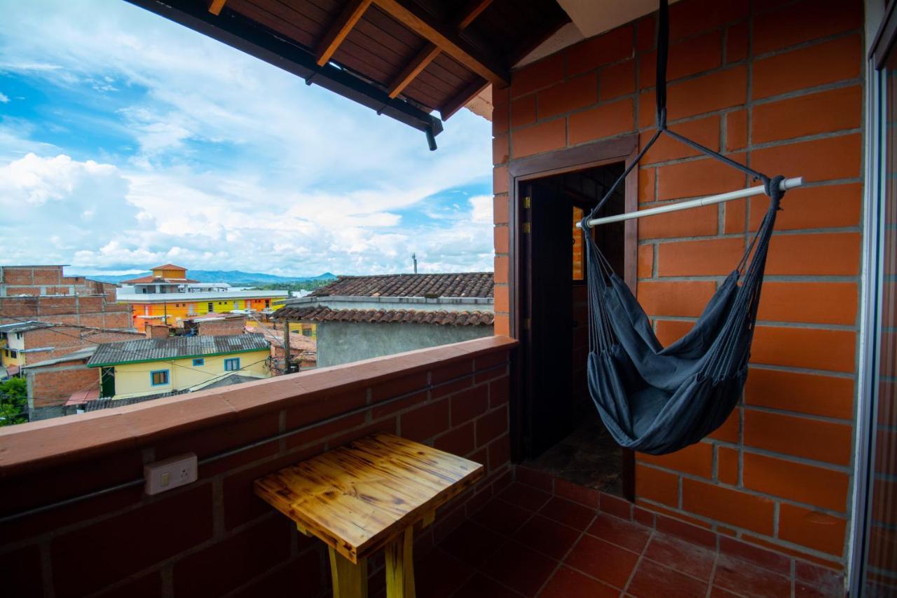 Hotel Le Chateau Guatapé Kültér fotó